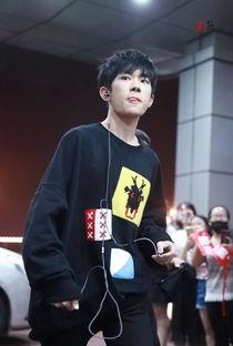 爆料易烊千玺视频最新,幕后真相引网友热议